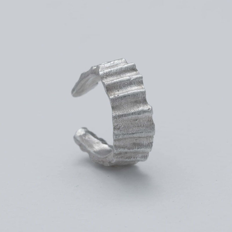 handmade Seashell pattern adjustable ring made of recycled silver