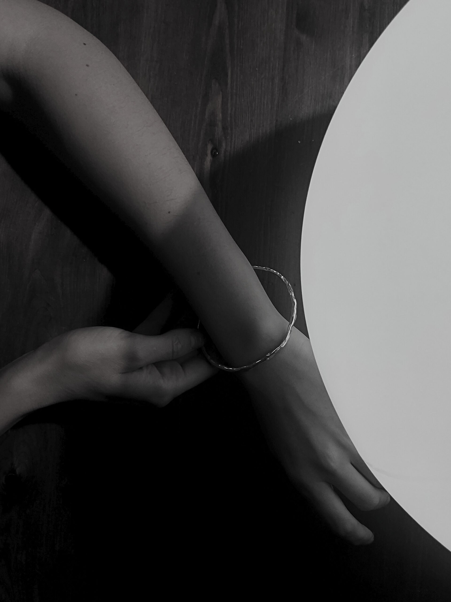 Nalu Slim Silver Bangle Bracelet